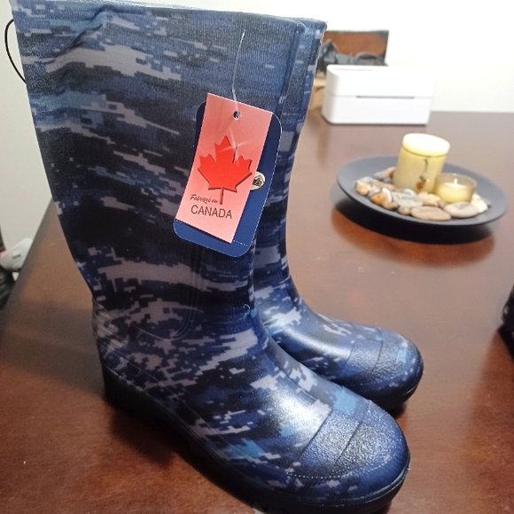 made in Canada Shoes Made In Canada Rain Boots For Kids New Poshmark